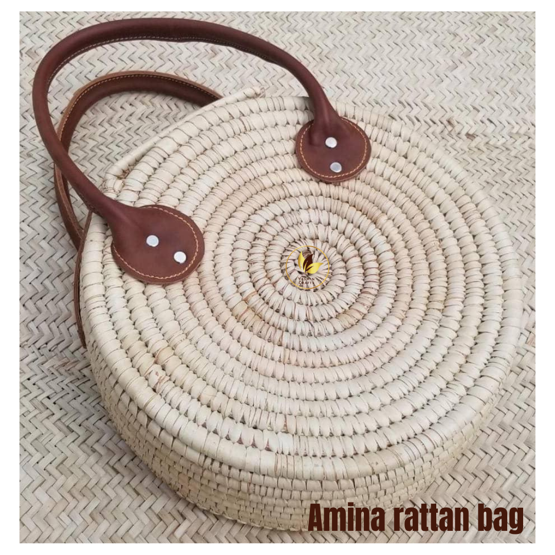 raffia bag made by yasmin craft on bellafricana marketplace.